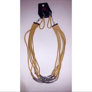 MUSTARD EARINGS AND NECKLACE SET <3